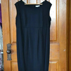 Black Liz Lange Maternity  Dress